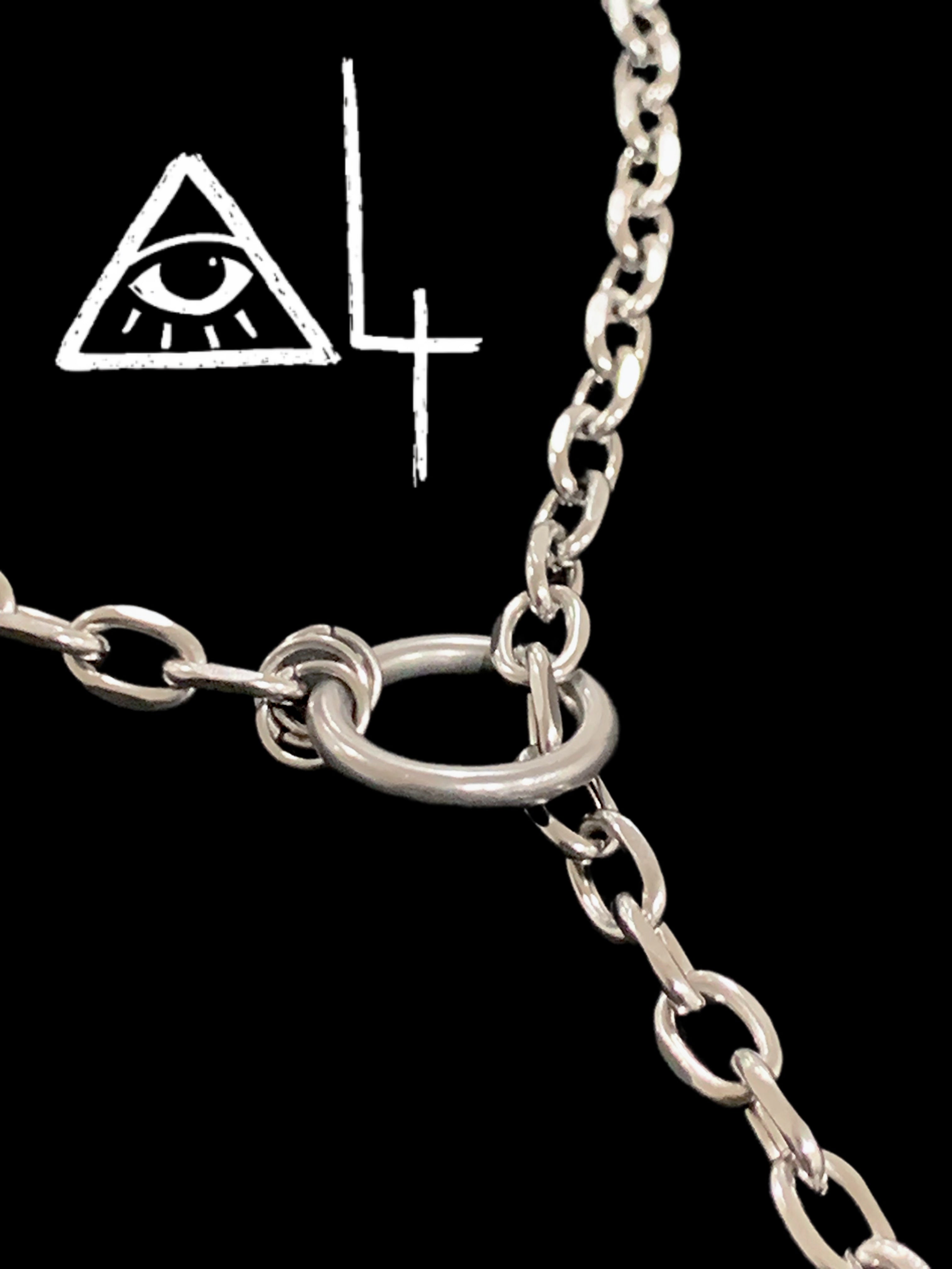 The Offering
Dangling Chain Necklace